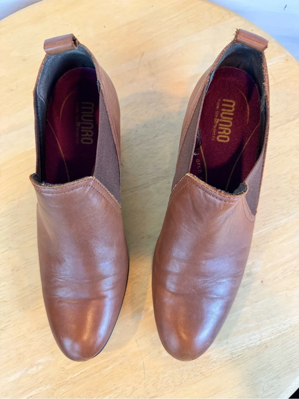 Munro | Leather Pull-On Ankle Bootie, 9.5